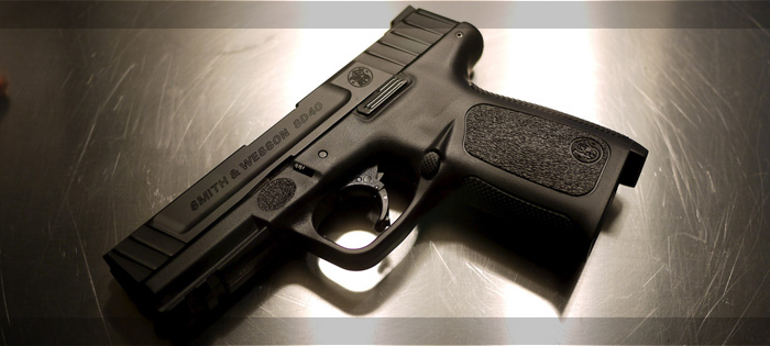Пистолет Smith & Wesson "Self Defense"