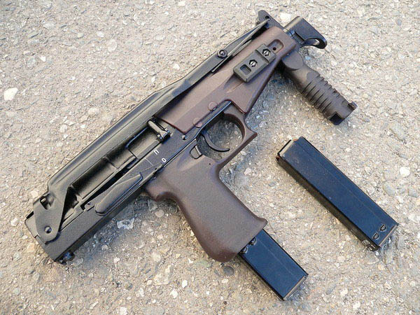 Пистолет-пулемет СР-2 "Вереск"