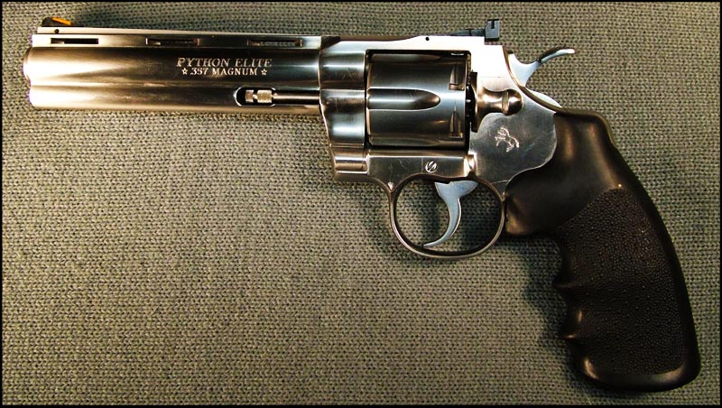 Револьвер Colt Python
