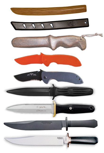 Холодное оружие: пластмассовые ножи