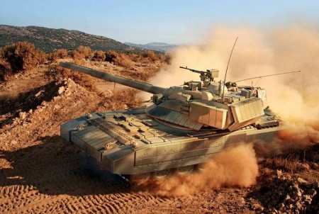 Россия планирует принять на вооружение танки Т-99 к 2015 году